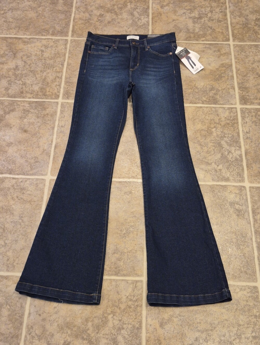 NWT Sofia Vergara Dark Blue Women's Flared High Rise Jeans Size 4